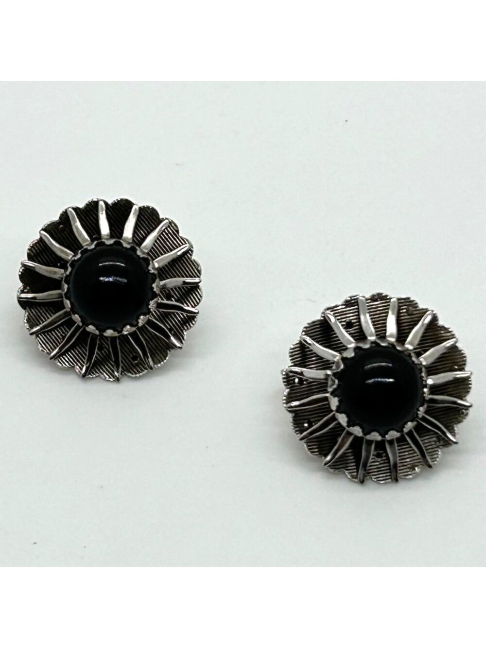 Vintage Sarah Coventry Black Beauty Clip-On Earrings Silver Tone Sunburst Flower